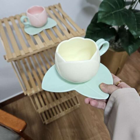 Tulip Ceramic Mug