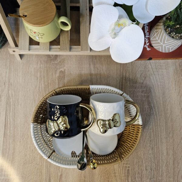 Elegant Ceramic Mug with Gold Handle