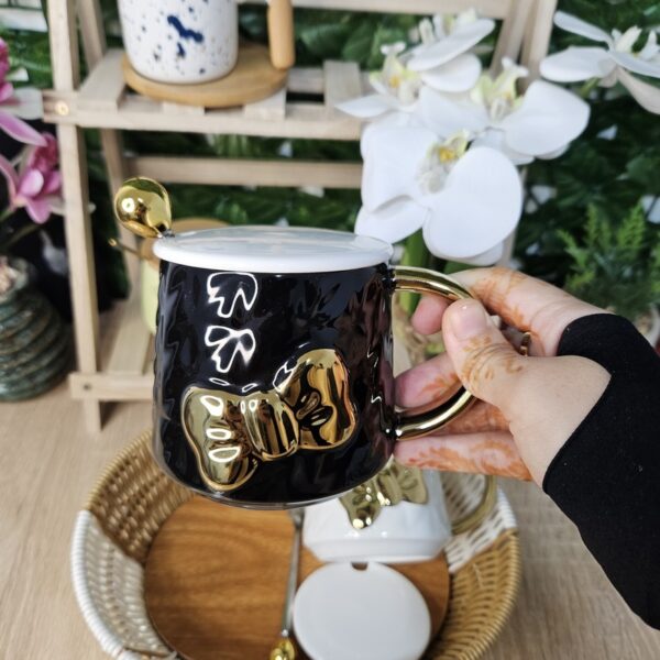 Elegant Ceramic Mug with Gold Handle