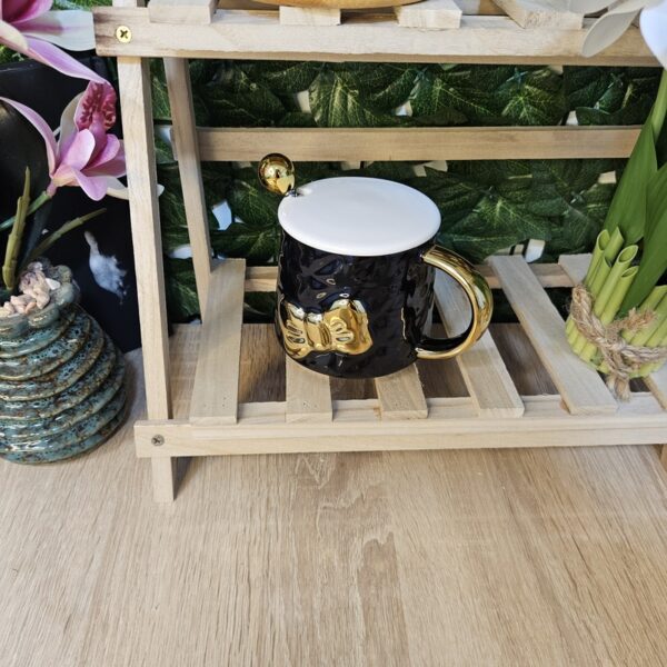 Elegant Ceramic Mug with Gold Handle