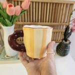 Grid Pattern Ceramic Mug-Brown